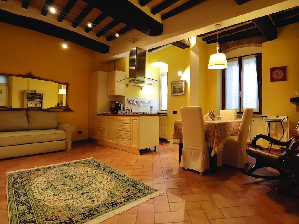 Residenza Raffaello Hotell Foligno Exteriör bild